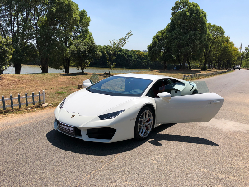 兰博基尼-huracán-新款小牛飓风 - 瀚鼎_豪车租赁